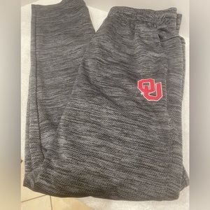 Mens Sz L University of Oklahoma Sooners grey and maroon sweatpants.
